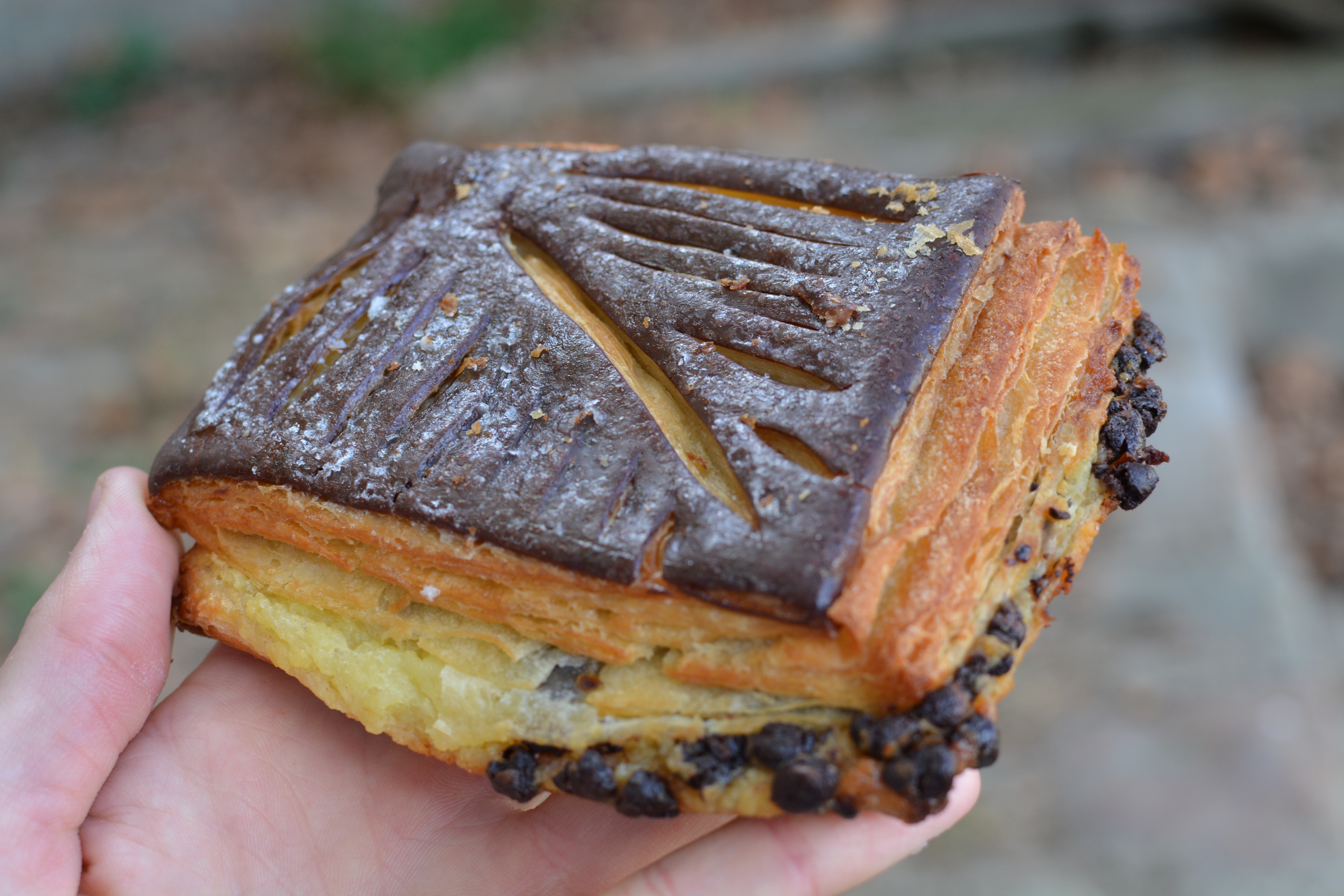 Plié au chocolat (chocolate and custard pastry), Boulangeri…